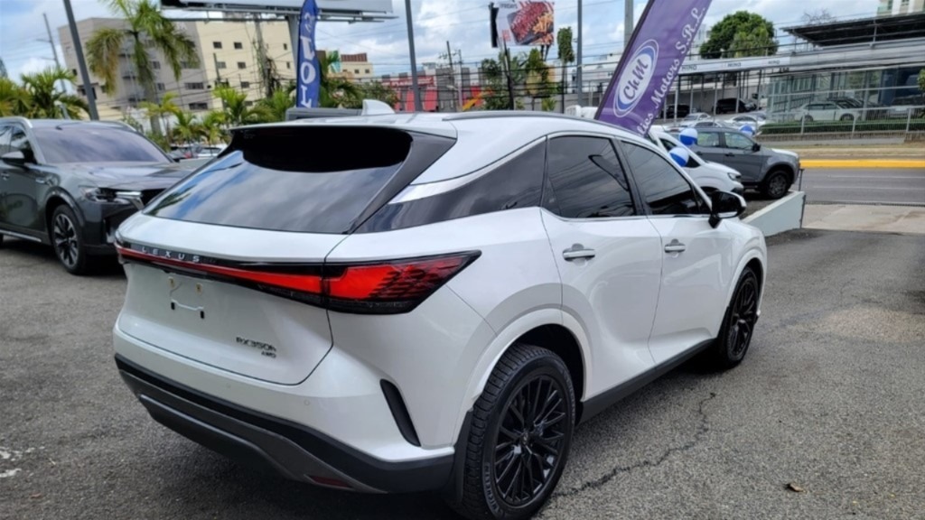 Carros, Jeepetas Y Camionetas, Nuevecitas, Usadas Y De Paquete!!! (Santiago, Rd) - Imagen 17